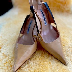 Manolo Blahnik slingback pumps sz 38